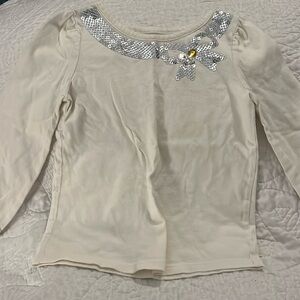 🥳 5 for $10 🥳 2T top with sequin bow
